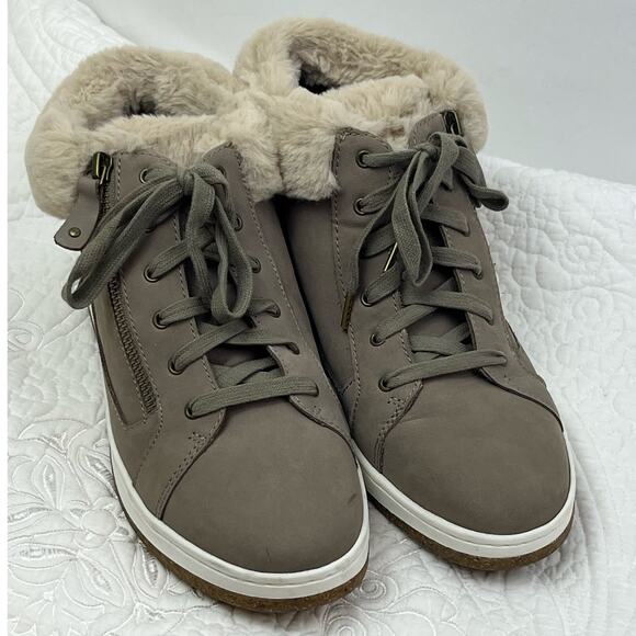 Aetrex Dylan Women's Size 10 Tan Leather Faux Fur Arch Support Booties Comfort - Picture 1 of 10